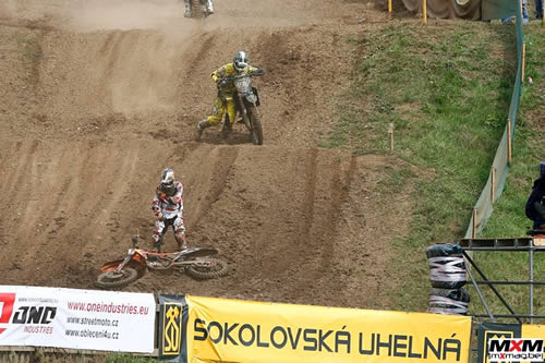 Herlings vient de tomber: épaule déboîtée!