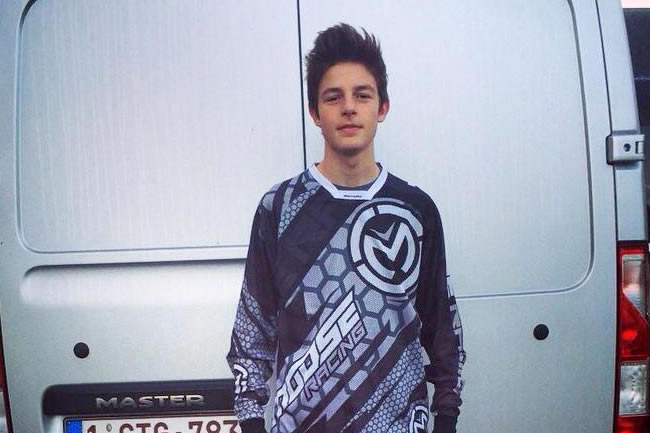 C'est désormais avec Husqvarna que Cyril poursuit sa carrière.