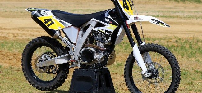 AJP PR5 250MX : une AJP développée pour le motocross