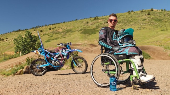 Paralysé à la suite d’une chute, David Trujillo continue à vivre sa passion à 100%