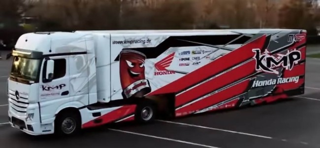 Vidéo : le nouveau camion du team KMP Honda Racing
