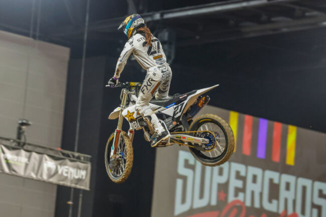 Photos : le SX de Paris dans les starting-blocks