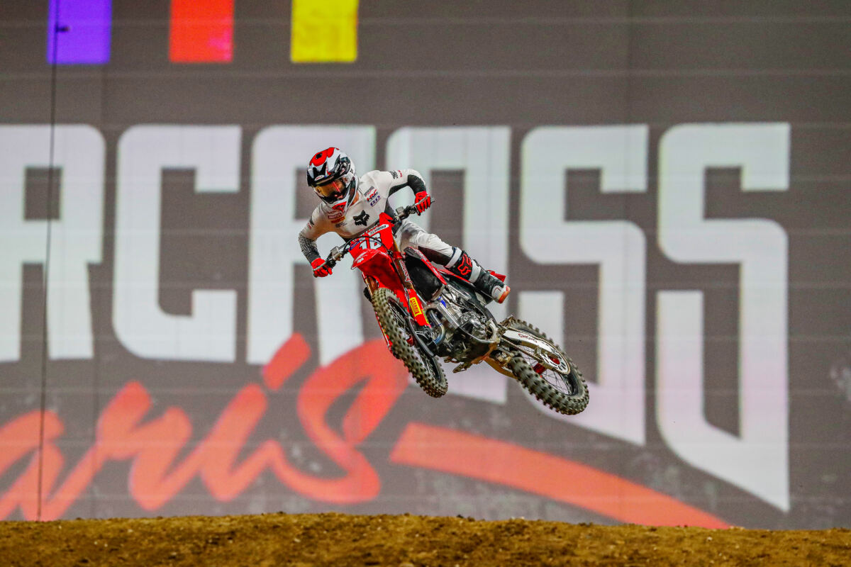 Carton plein pour Malcolm Stewart sur la première soirée du Supercross de Paris