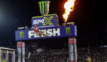 Supercross à Birmingham: Hunter Lawrence intouchable, Cole Davies sur le tapis vert